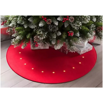 Koberec červený, s hviezdičkami, 22 LED, teplá biela, 2xAA, 90 cm