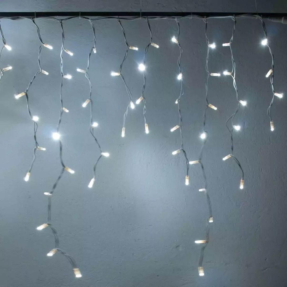 LED svetelné cencúle – 3x1m, studená biela