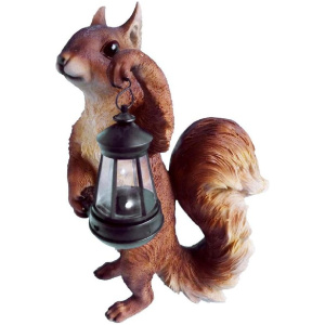 Veverička s lampášikom, polyresin, 29x19x41 cm