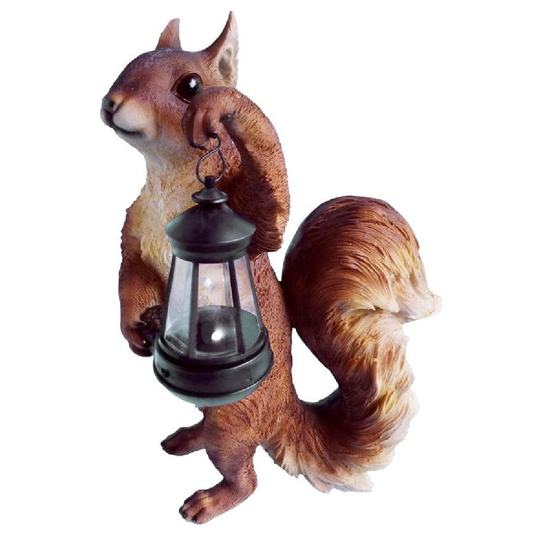 Veverička s lampášikom, polyresin, 29x19x41 cm